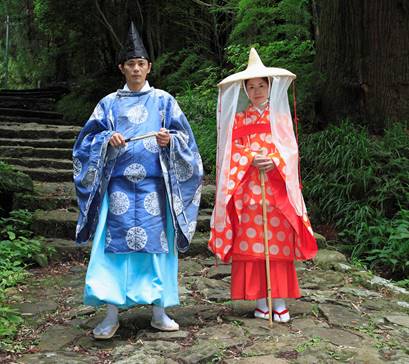 雰囲気最高 和歌山県の世界遺産で 衣装体験 とは 団体旅行ナビ