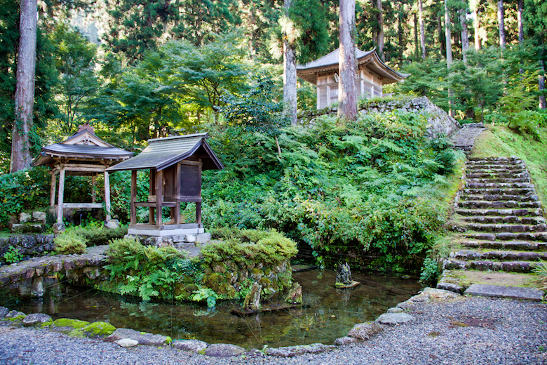 長滝白山神社の庭園